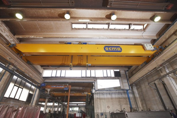 Gru a ponte bitrave (portata 30+30 ton - scart. 20 mt)