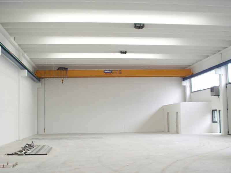 Gru a ponte bitrave (portata 5 ton. - scart. 20 mt)